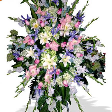 Manto con pie gladiolo dos colores iris rosas azucenas hortensias y follajes