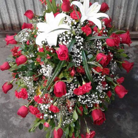 Manto de cajón rojo