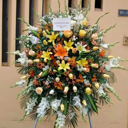 Trípode primaveral tonos fuertes